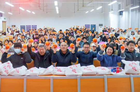 护航研考路情暖学子心(图5)