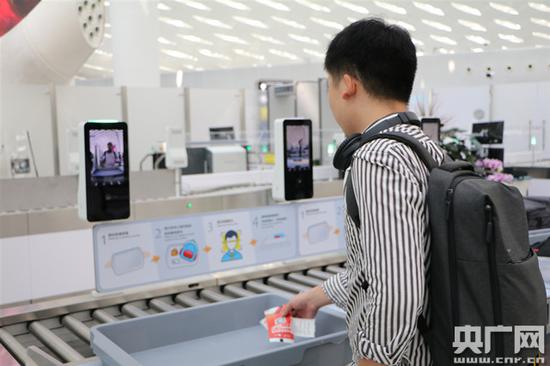 揭秘天津地铁11号线吨 本市最轻(图1)