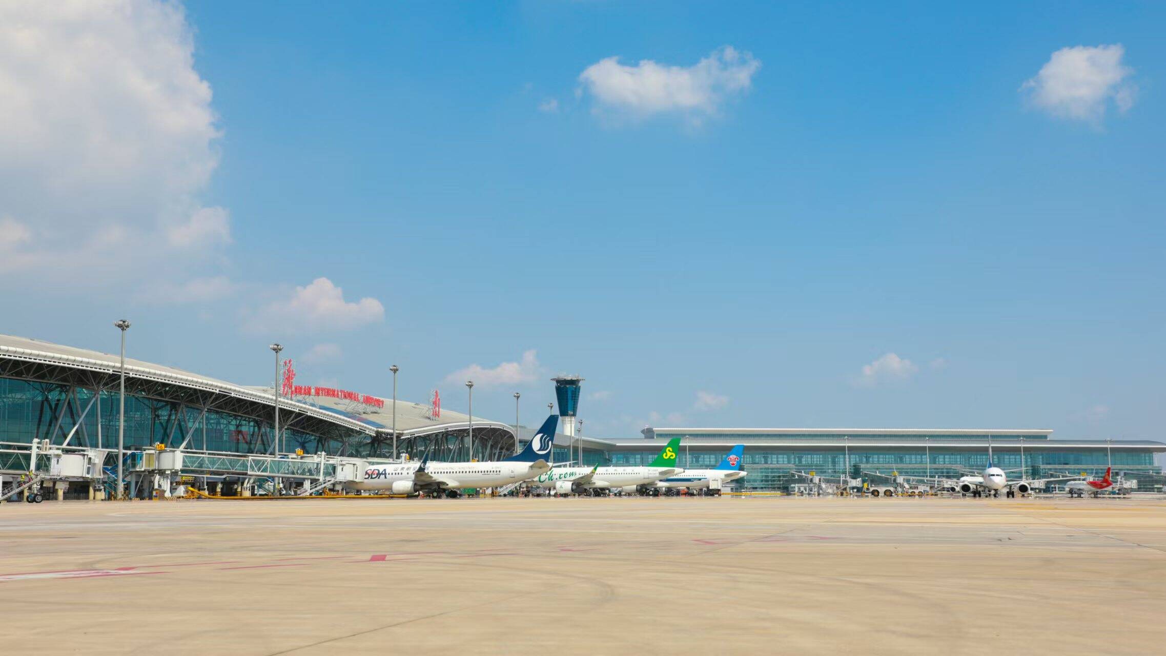 济南机场2025年春运预计运送旅客235万人次(图1)