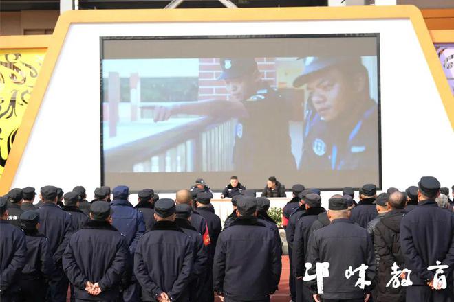 邛崃市教育局召开学校最小应急单元暨防暴安保培训会(图2)