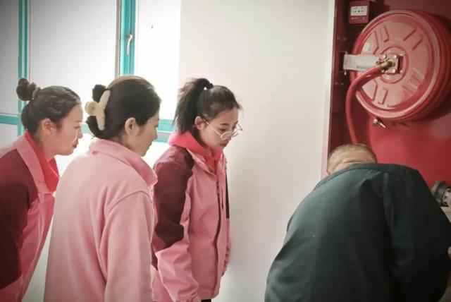 未央区长庆湖滨花园幼儿园春季学期安全检查及教育活动(图3)