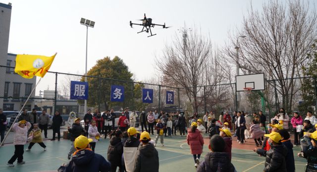 淮阴师范学院第一附属小学：警营开放展风采 反恐教育润童心(图5)