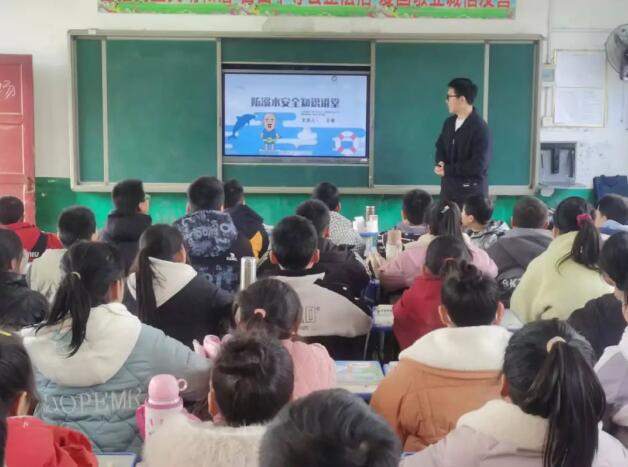 安全“泳”记心间 防溺水安全知识进课堂(图1)