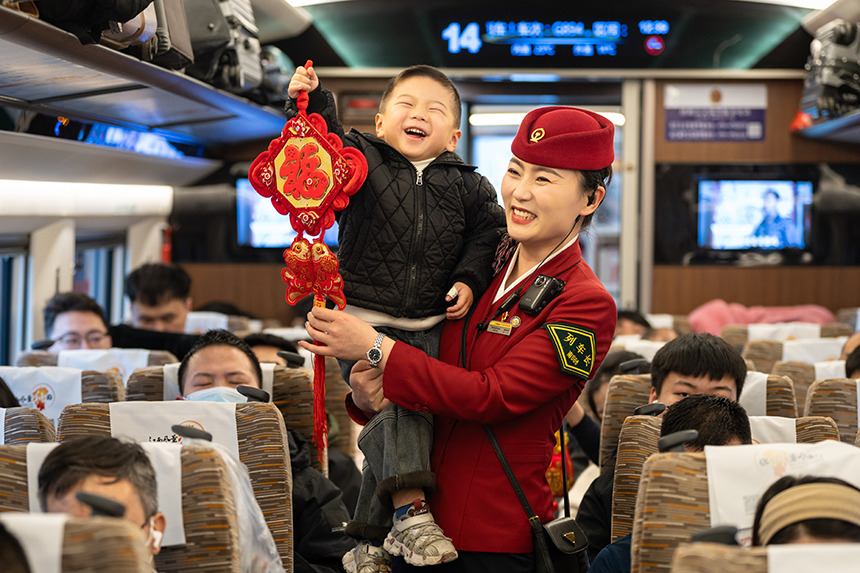南铁2025年春运收官 发送旅客人次创历史新高(图2)