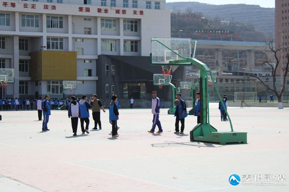 【深化“三抓三促”行动】天水市第二中学：智能安检设备助力校园管理(图3)