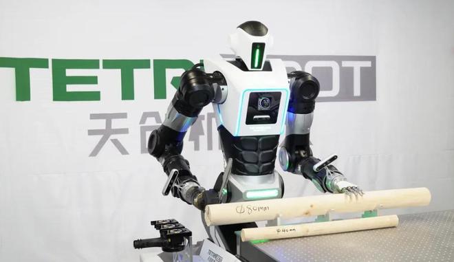 “天魁1号”登场大幅降低防爆危险中国机器人应对各领域挑战(图3)