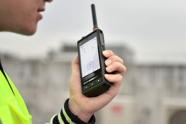 危急时刻显身手：AORO M6 Pro防爆对讲机的实战智慧(图4)