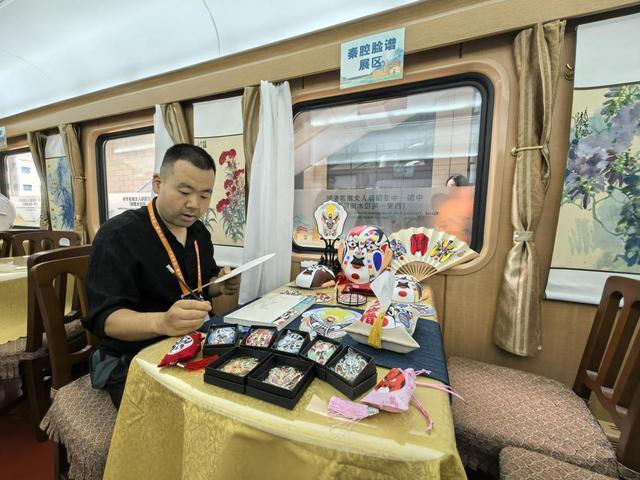 中国—中亚国际人文旅游专列（西安—阿拉木图段）首发开行(图8)