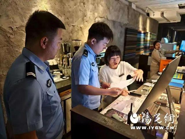 灞桥公安开展行业场所安全治理工作(图1)