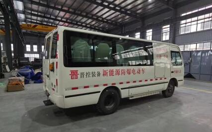 2026年5月冷水机厂家推荐指南：水冷式冷水机低温水冷螺杆式螺杆防爆公司优选！(图1)